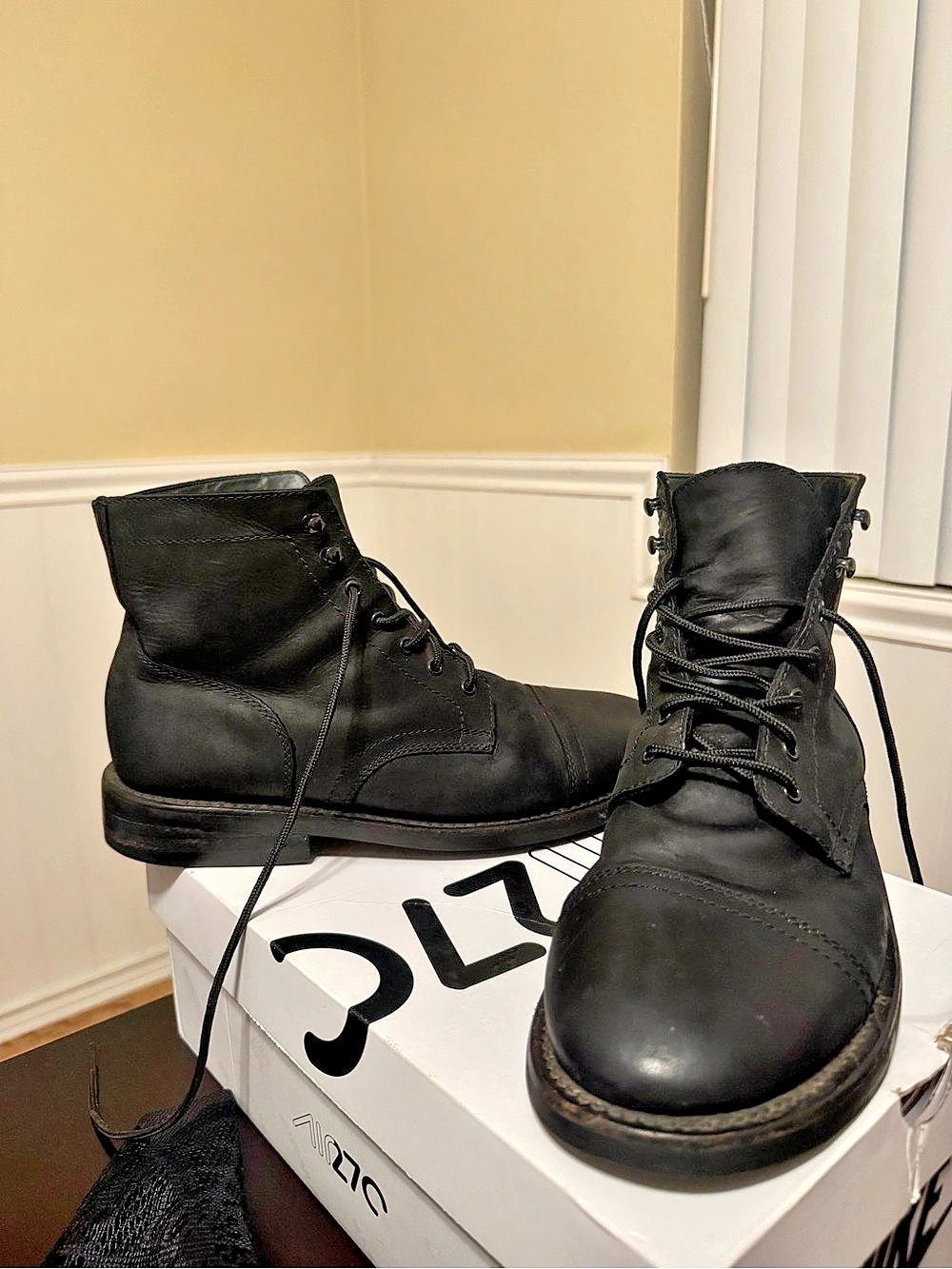 Thursday Boot Company Matte Black Lace-Up Boots US 10.5